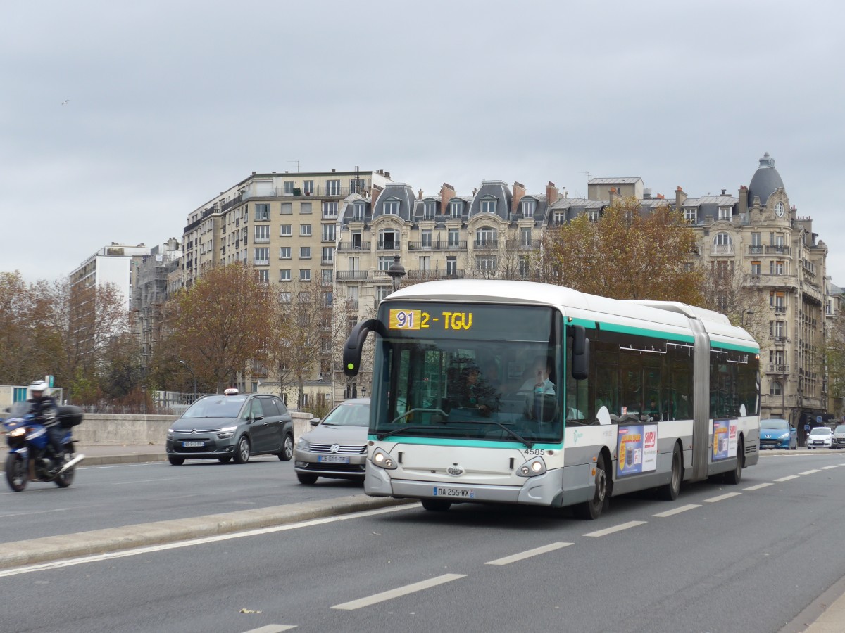 (166'843) - RATP Paris - Nr. 4585/DA 255 WX - Heuliez am 16. November 2015 in Paris, Garde d'Austerlitz