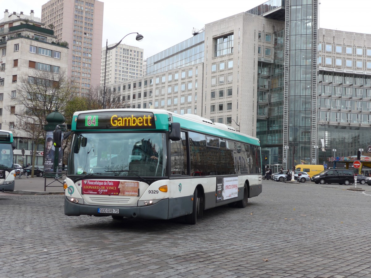 (166'861) - RATP Paris - Nr. 9329/500 QXB 75 - Scania am 16. November 2015 in Paris, Place d'Italie