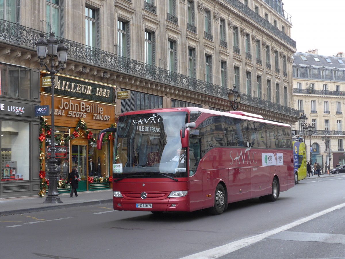 (166'882) - SAVAC, Chevreuse - 453 ESM 78 - Mercedes am 16. November 2015 in Paris, Opra
