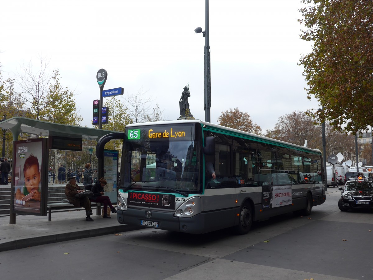 (166'964) - RATP Paris - Nr. 8535/CC 849 GJ - Irisbus am 16. November 2015 in Paris, Rpublique
