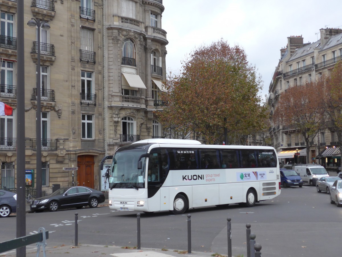 (166'994) - PNA, Villeron - CH 553 CY - MAN am 16. November 2015 in Paris, Alma-Marceau