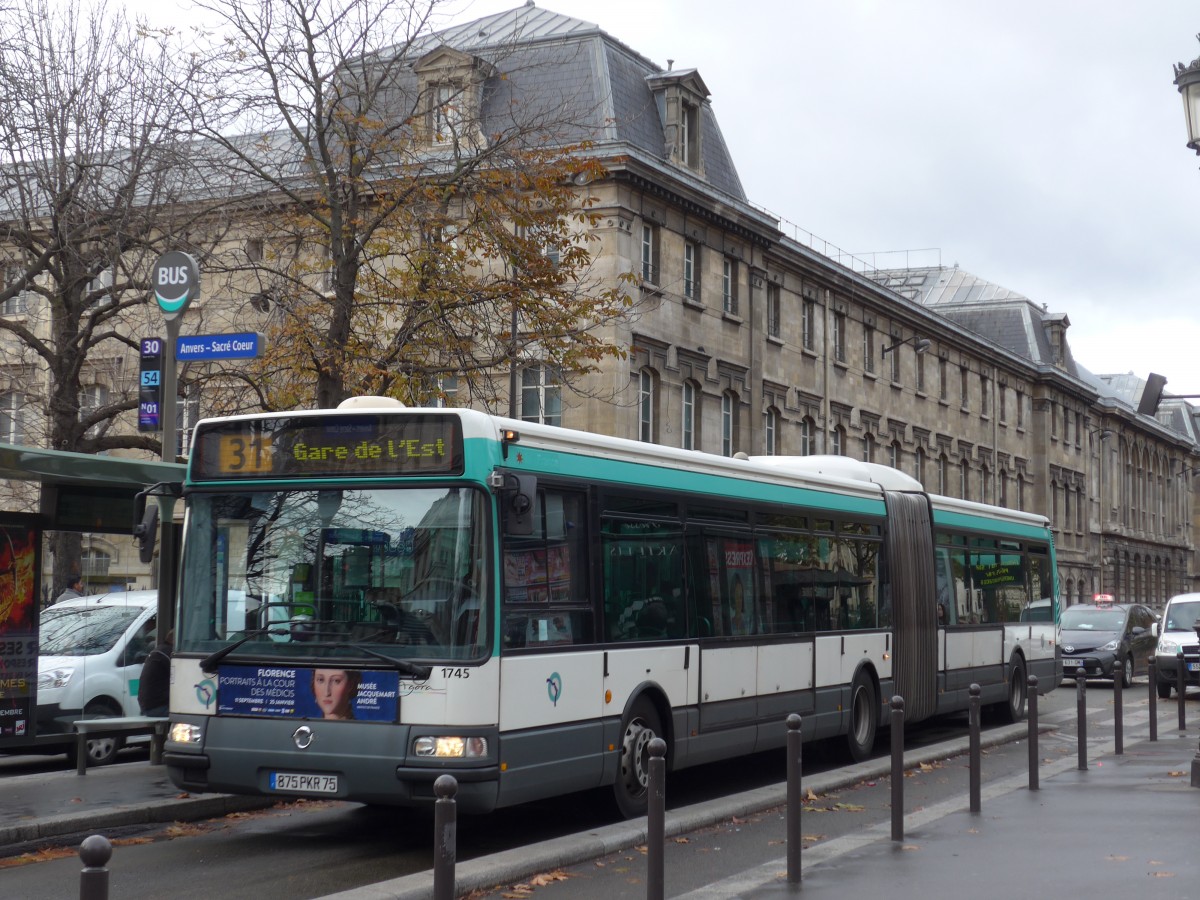 (167'103) - RATP Paris - Nr. 1745/875 PKR 75 - Irisbus am 17. November 2015 in Paris, Anvers