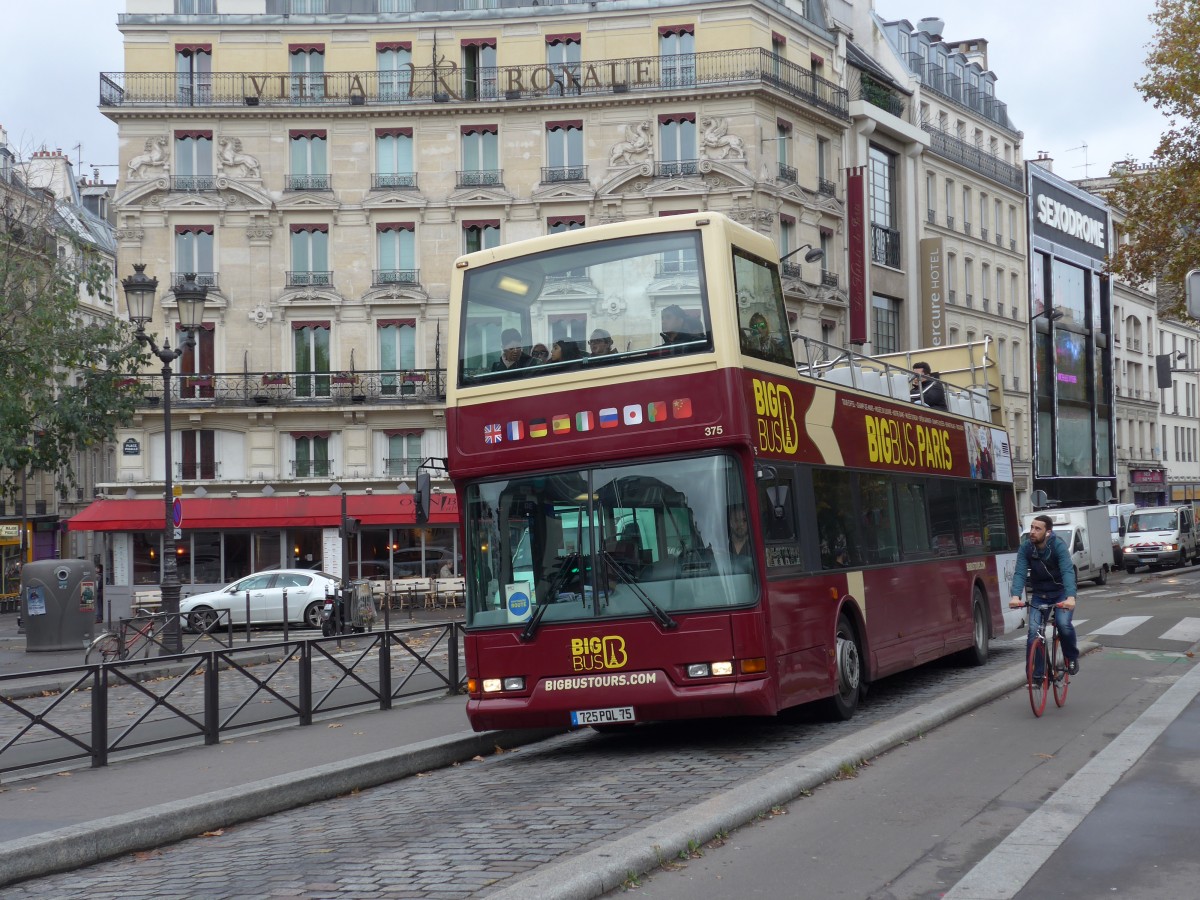 (167'111) - Big Bus, Paris - Nr. 375/725 PQL 75 - Volvo am 17. November 2015 in Paris, Pigalle