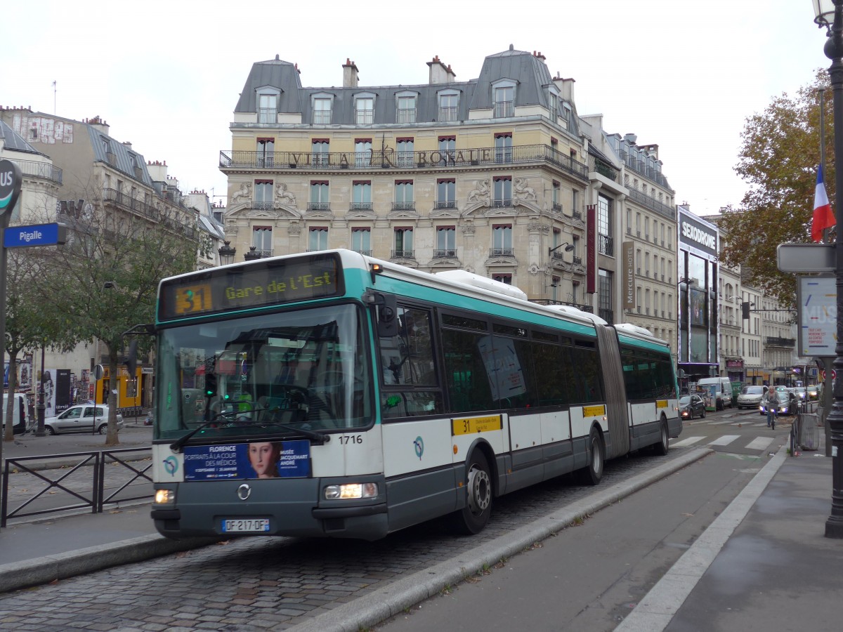 (167'116) - RATP Paris - Nr. 1716/DF 217 DF - Irisbus am 17. November 2015 in Paris, Pigalle