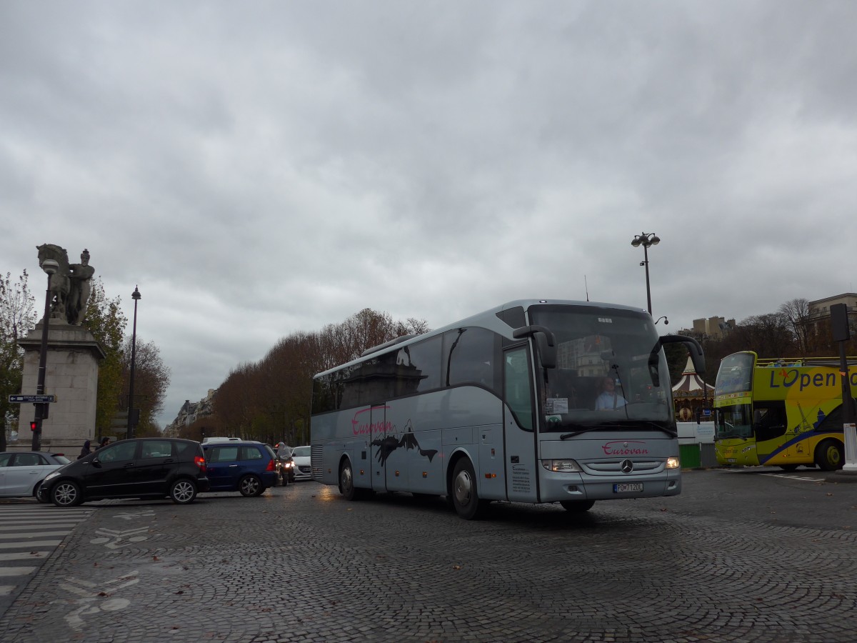 (167'179) - Aus der Slowakei: Eurovan, Presov - PO-712DL - Mercedes am 17. November 2015 in Paris, Tour Eiffel