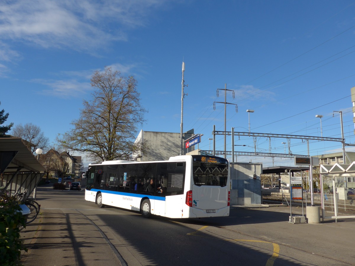 (167'428) - Welti-Furrer, Bassersdorf - Nr. 31/ZH 321'995 - Mercedes am 19. November 2015 beim Bahnhof Regensdorf-Watt