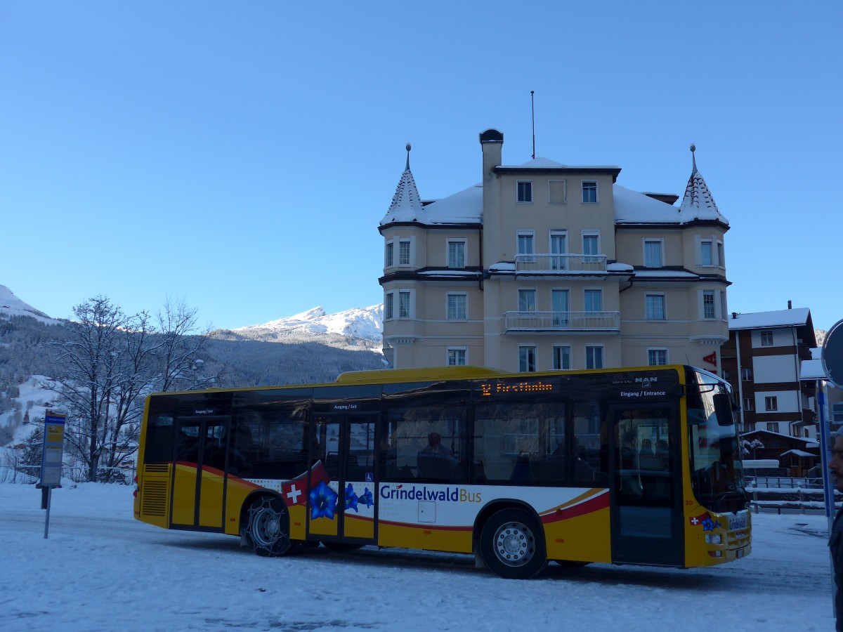 (167'461) - AVG Grindelwald - Nr. 20/BE 349'361 - MAN/Gppel am 23. November 2015 beim Bahnhof Grindelwald