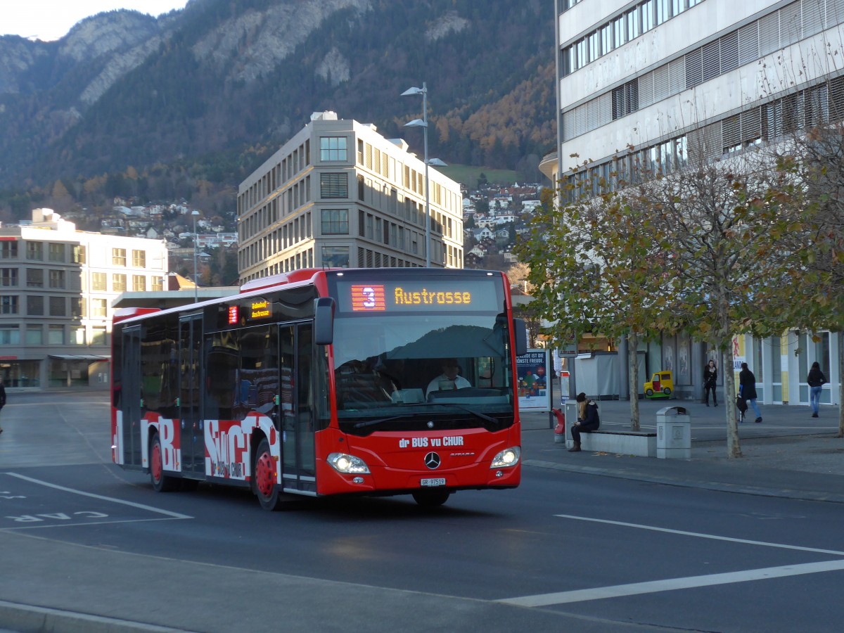 (167'625) - SBC Chur - Nr. 19/GR 97'519 - Mercedes am 5. Dezember 2015 beim Bahnhof Chur