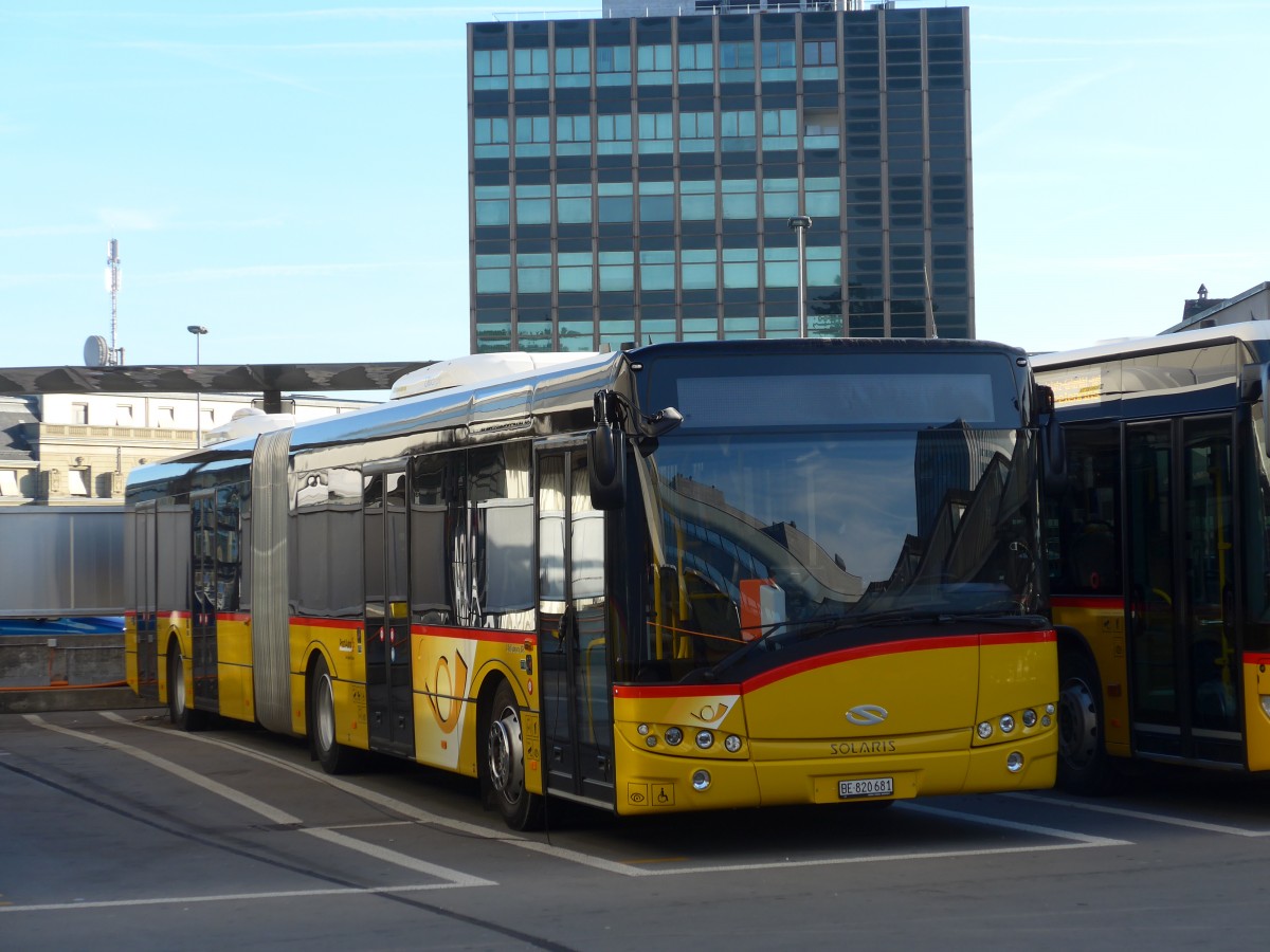 (167'740) - PostAuto Bern - Nr. 681/BE 820'681 - Solaris am 13. Dezember 2015 in Bern, Postautostation