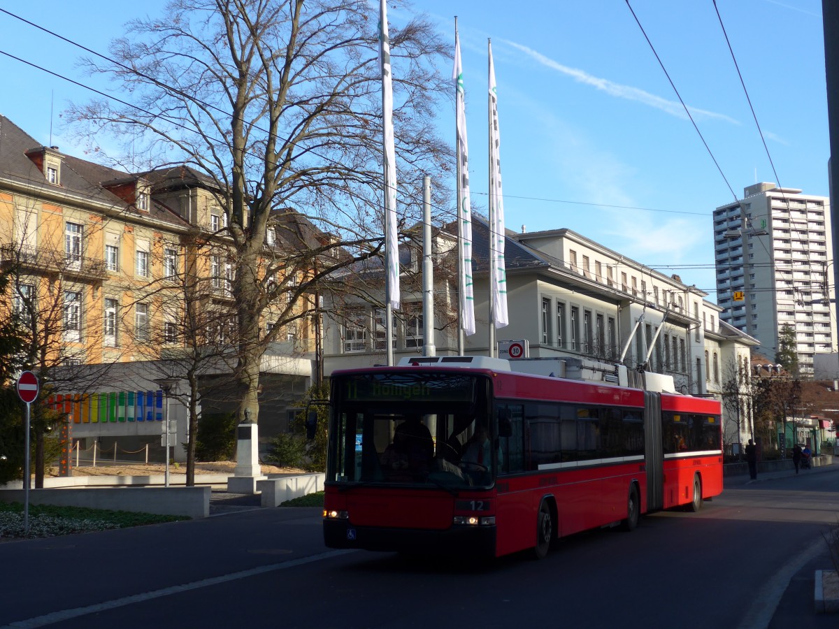 (167'757) - Bernmobil, Bern - Nr. 12 - NAW/Hess Gelenktrolleybus am 13. Dezember 2015 in Bern, Inselspital