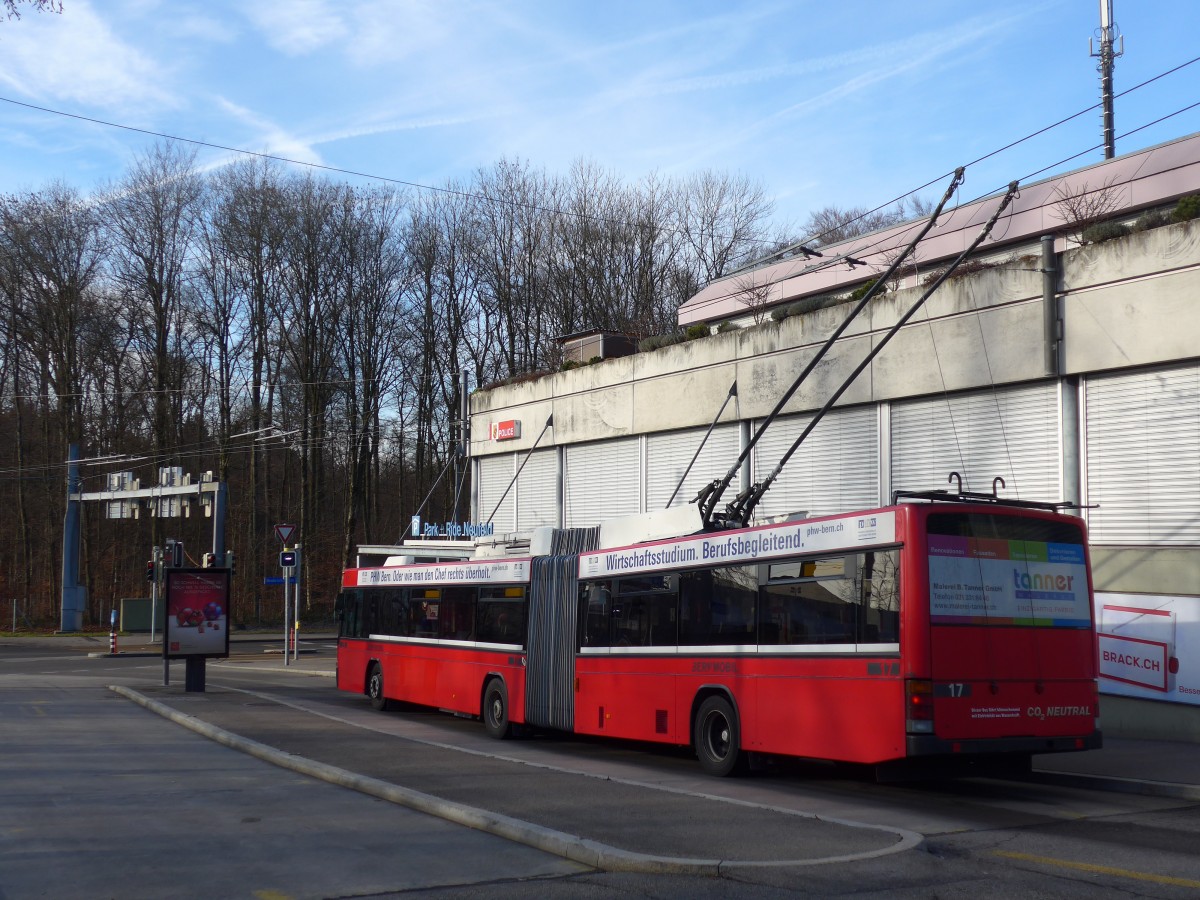 (167'758) - Bernmobil, Bern - Nr. 17 - NAW/Hess Gelenktrolleybus am 13. Dezember 2015 in Bern, Neufeld P+R