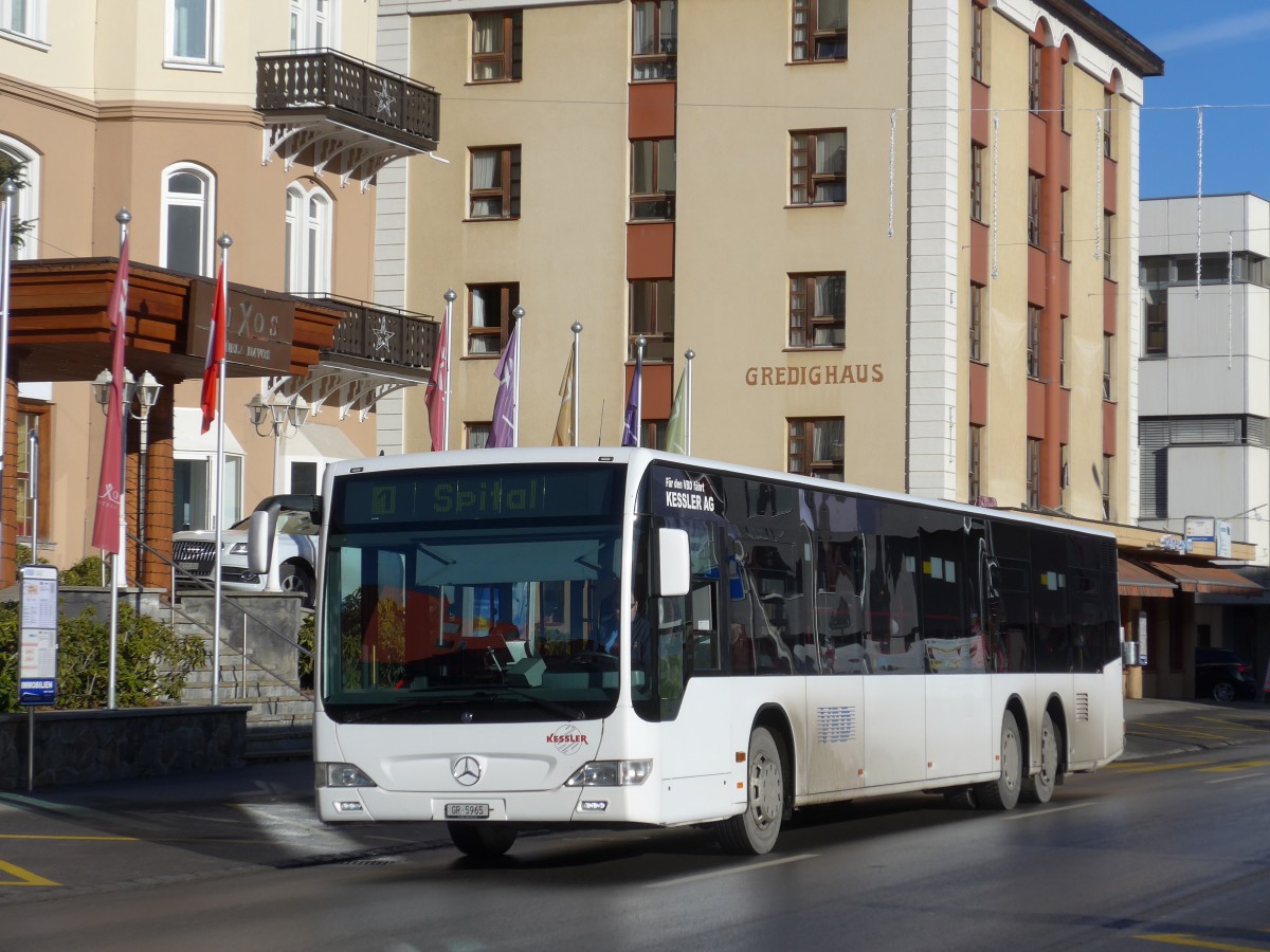(167'801) - Kessler, Davos - GR 5965 - Mercedes am 19. Dezember 2015 beim Bahnhof Davos Dorf