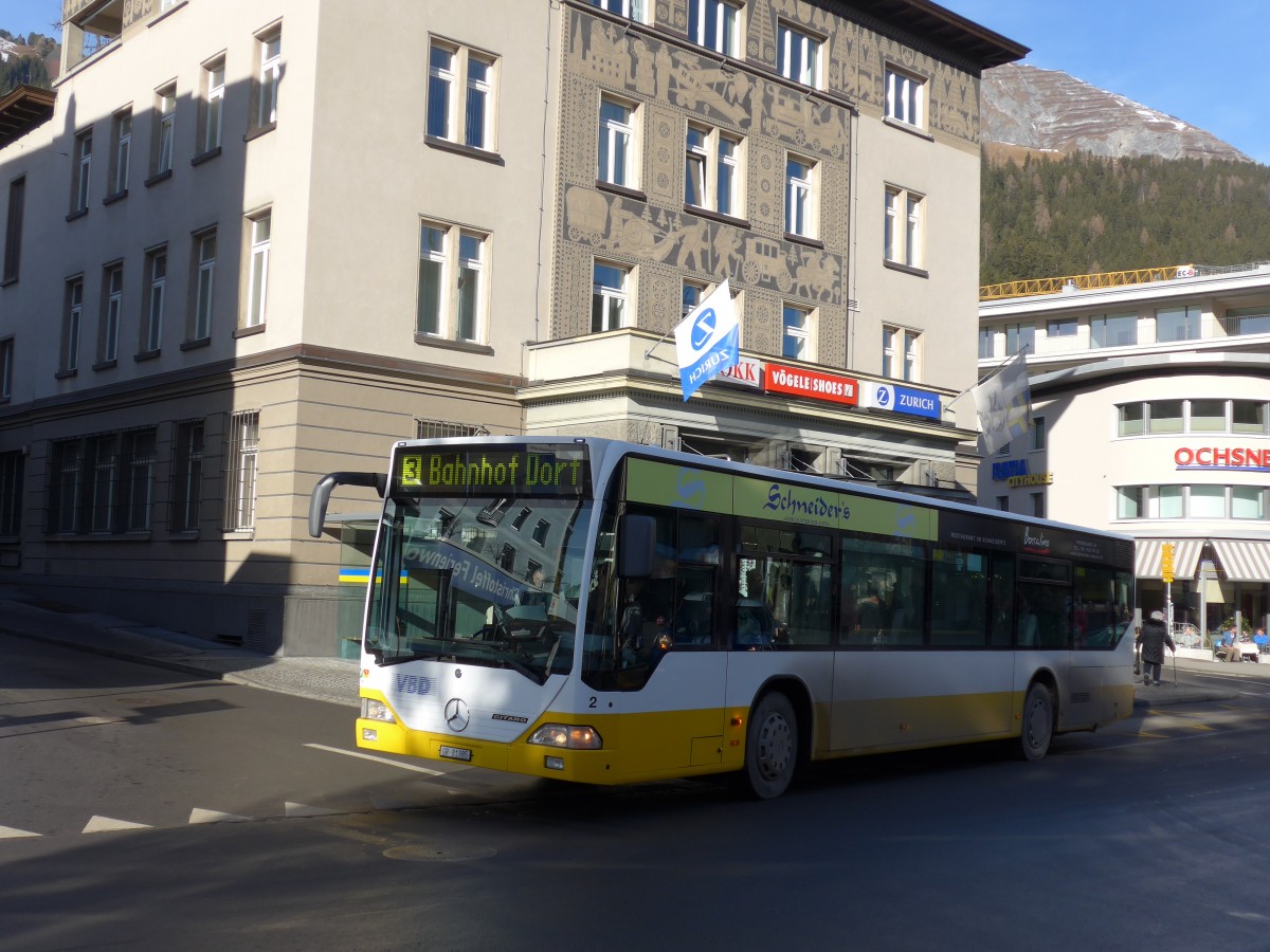(167'816) - VBD Davos - Nr. 2/GR 81'985 - Mercedes am 19. Dezember 2015 in Davos, Postplatz