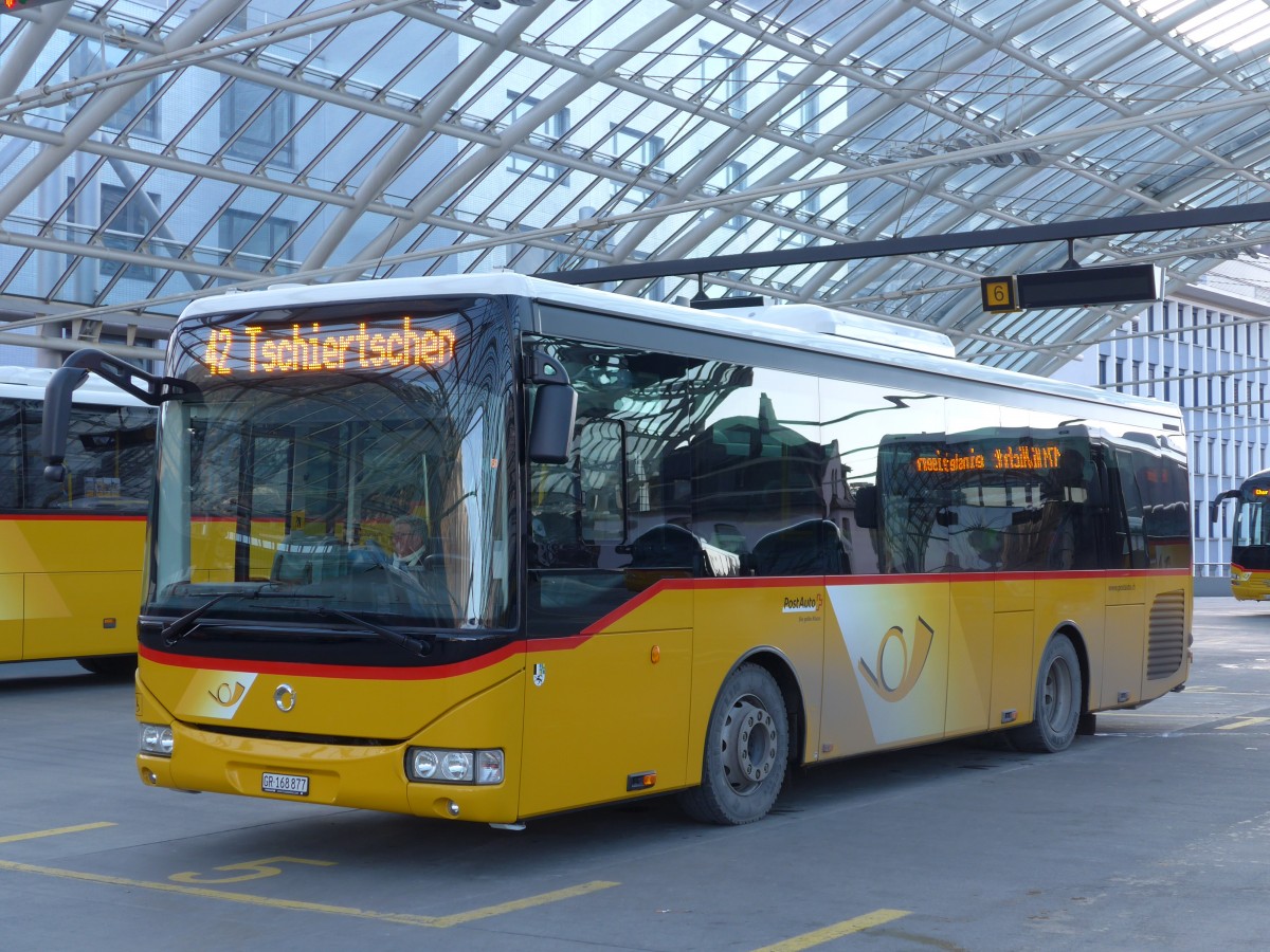 (167'843) - PostAuto Graubnden - GR 168'877 - Irisbus am 19. Dezember 2015 in Chur, Postautostation