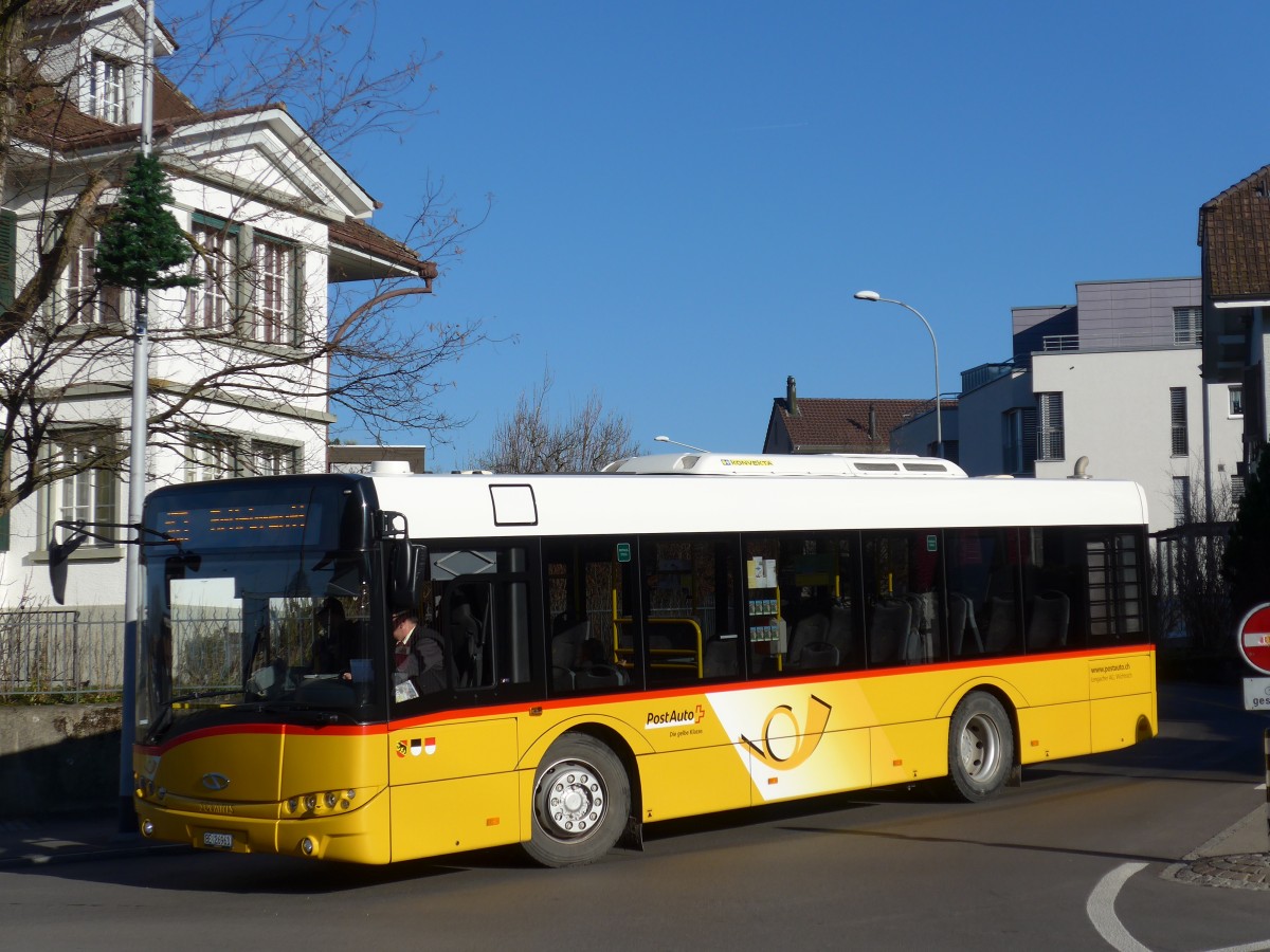 (167'861) - Lengacher, Wichtrach - Nr. 4/BE 26'963 - Solaris am 20. Dezember 2015 beim Bahnhof Mnsingen
