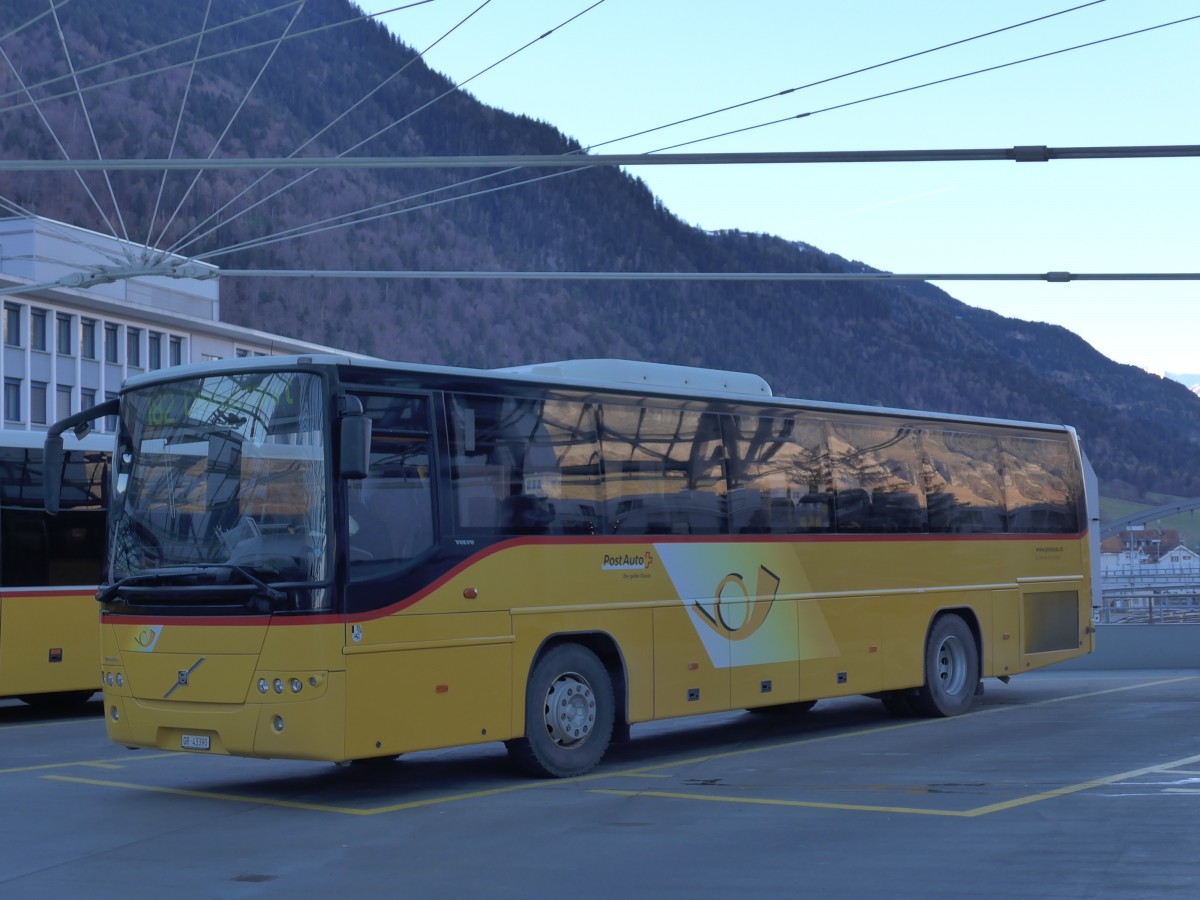 (167'953) - Demarmels, Salouf - GR 43'390 - Volvo (ex PostAuto Graubnden) am 26. Dezember 2015 in Chur, Postautostation