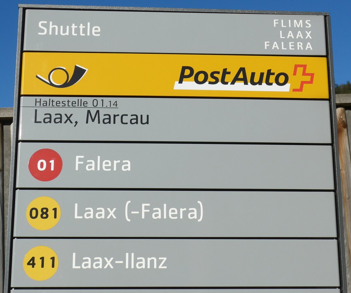 (167'984) - PostAuto-Haltestellenschild - Laax, Marcau - am 26. Dezember 2015