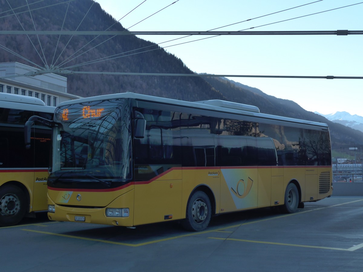 (168'018) - PostAuto Graubnden - GR 168'876 - Irisbus am 26. Dezember 2015 in Chur, Postautostation