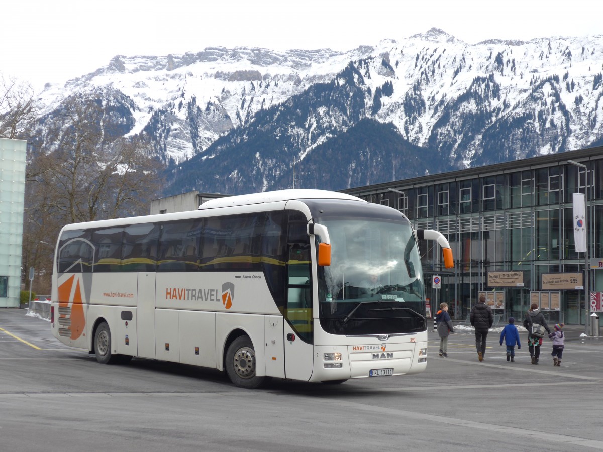 (168'565) - Aus Polen: Havi Travel, Koscielec - Nr. 393/PKL 13'111 - MAN am 24. Januar 2016 beim Bahnhof Interlaken Ost