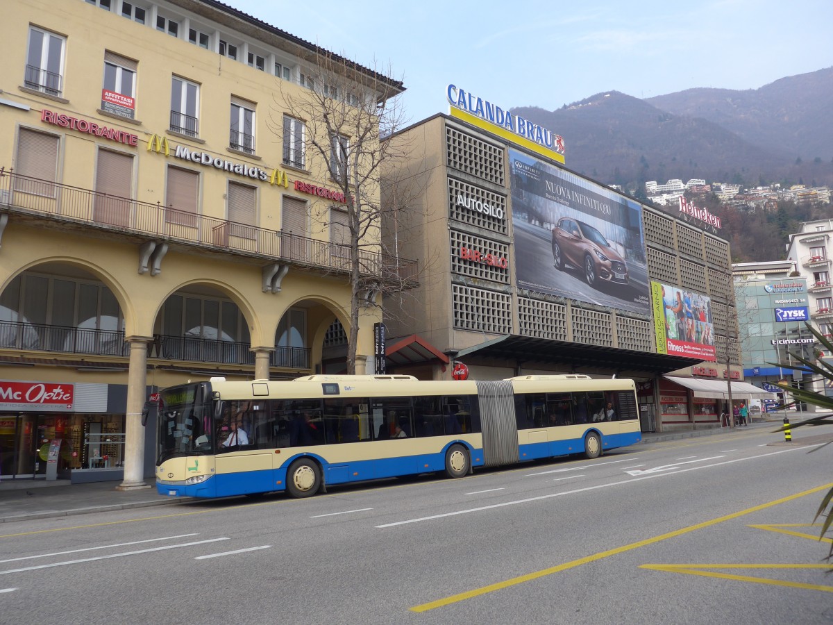 (168'619) - FART Locarno - Nr. 10/TI 72'610 - Solaris am 6. Februar 2016 beim Bahnhof Locarno
