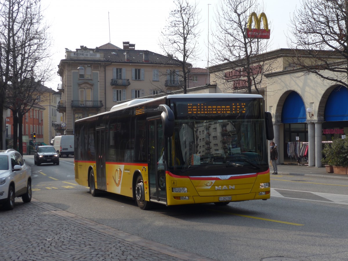 (168'636) - Starnini, Tenero - TI 262'700 - MAN am 6. Februar 2016 beim Bahnhof Locarno