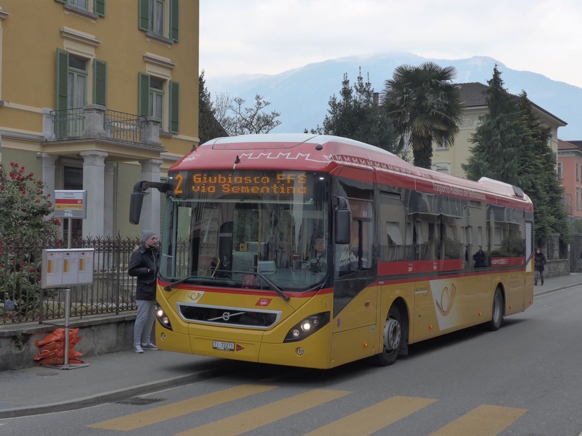 (168'683) - Chiesa, Riazzino - Nr. CB1/TI 72'273 - Volvo (ex AutoPostale Ticino) am 6. Februar 2016 in Bellinzona, Fermata provvisoria