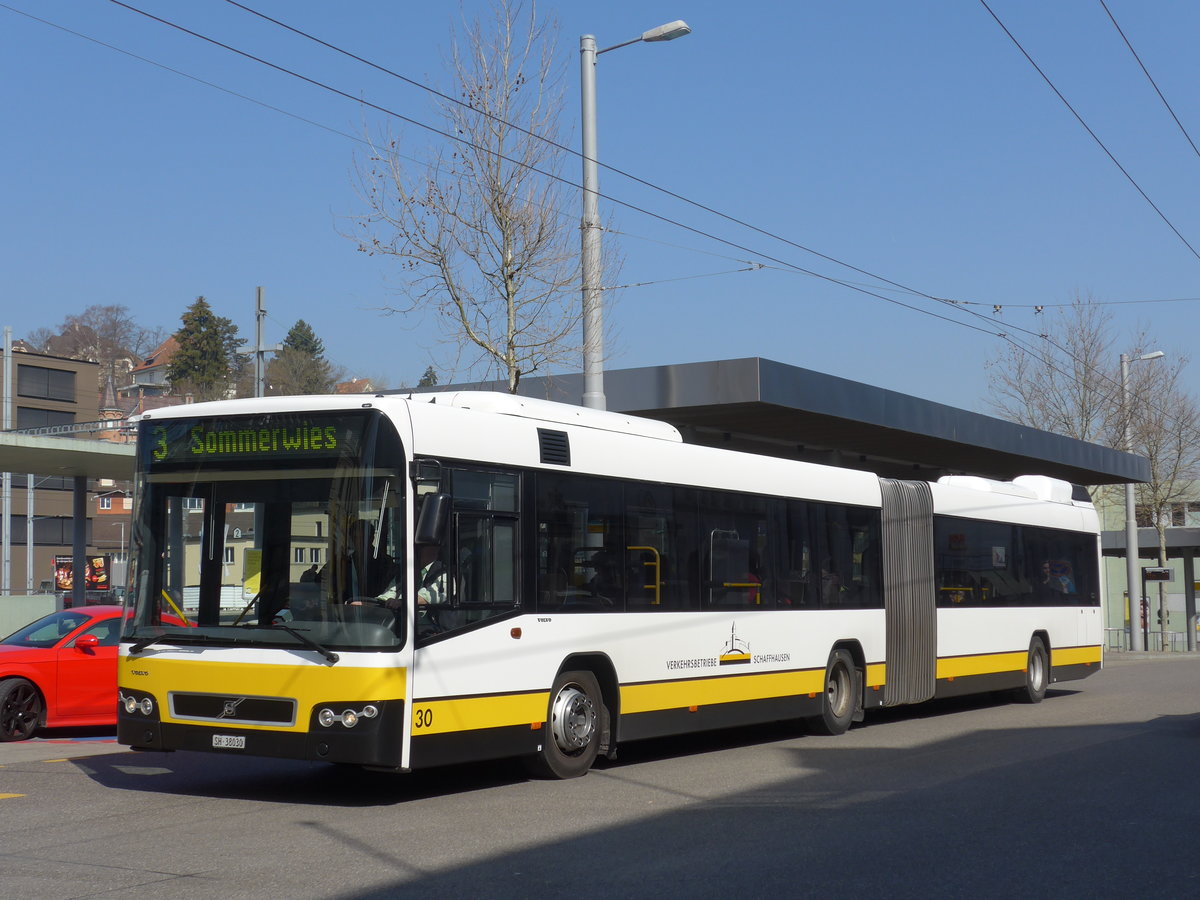 (169'274) - VBSH Schaffhausen - Nr. 30/SH 38'030 - Volvo am 19. Mrz 2016 beim Bahnhof Schaffhausen
