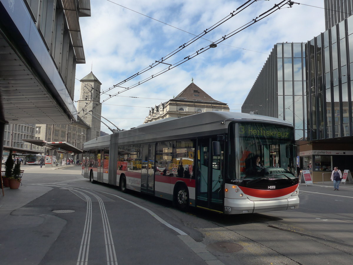 (169'863) - St. Gallerbus, St. Gallen - Nr. 179 - Hess/Hess Gelenktrolleybus am 12. April 2016 beim Bahnhof St. Gallen