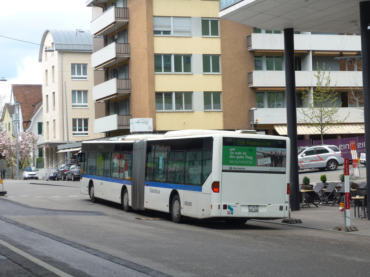 (170'021) - Welti-Furrer, Bassersdorf - Nr. 86/ZH 661'186 - Mercedes am 14. April 2016 beim Bahnhof Wallisellen