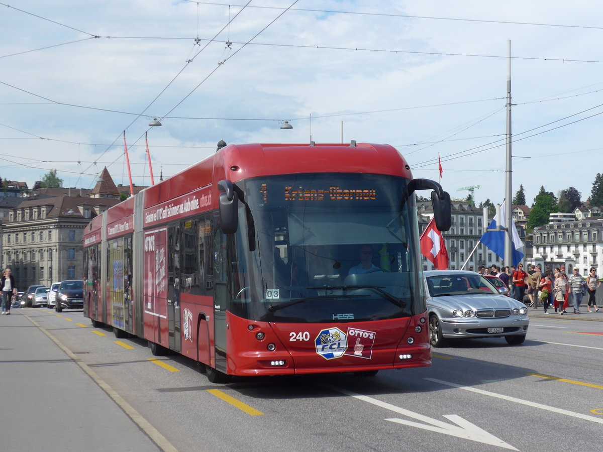 (171'400) - VBL Luzern - Nr. 240 - Hess/Hess Doppelgelenktrolleybus am 22. Mai 2016 in Luzern, Bahnhofbrcke