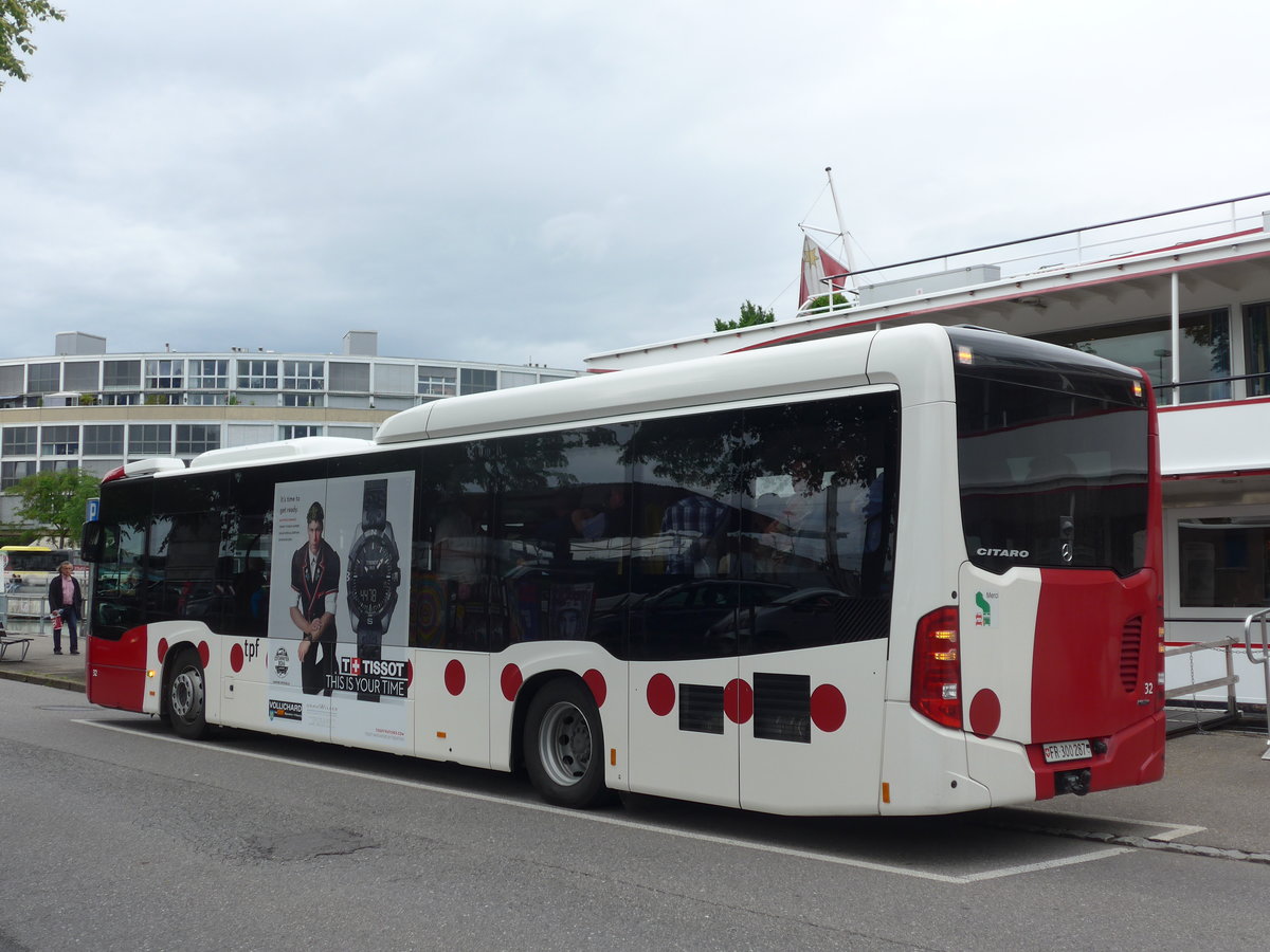 (171'673) - TPF Fribourg - Nr. 32/FR 300'287 - Mercedes am 11. Juni 2016 bei der Schifflndte Thun