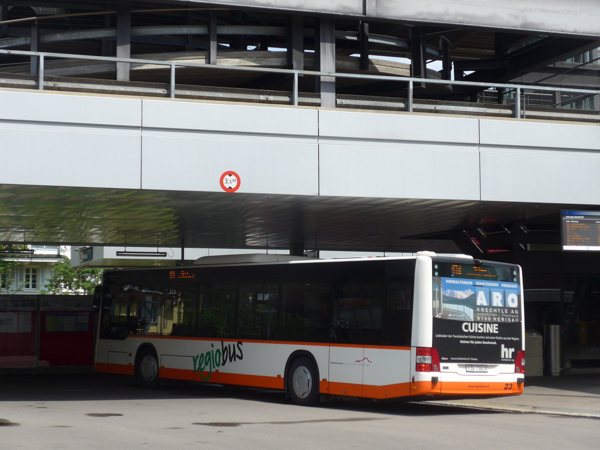 (172'575) - Regiobus, Gossau (VBH) - Nr. 23/SG 7360 - MAN am 27. Juni 2016 beim Bahnhof Herisau