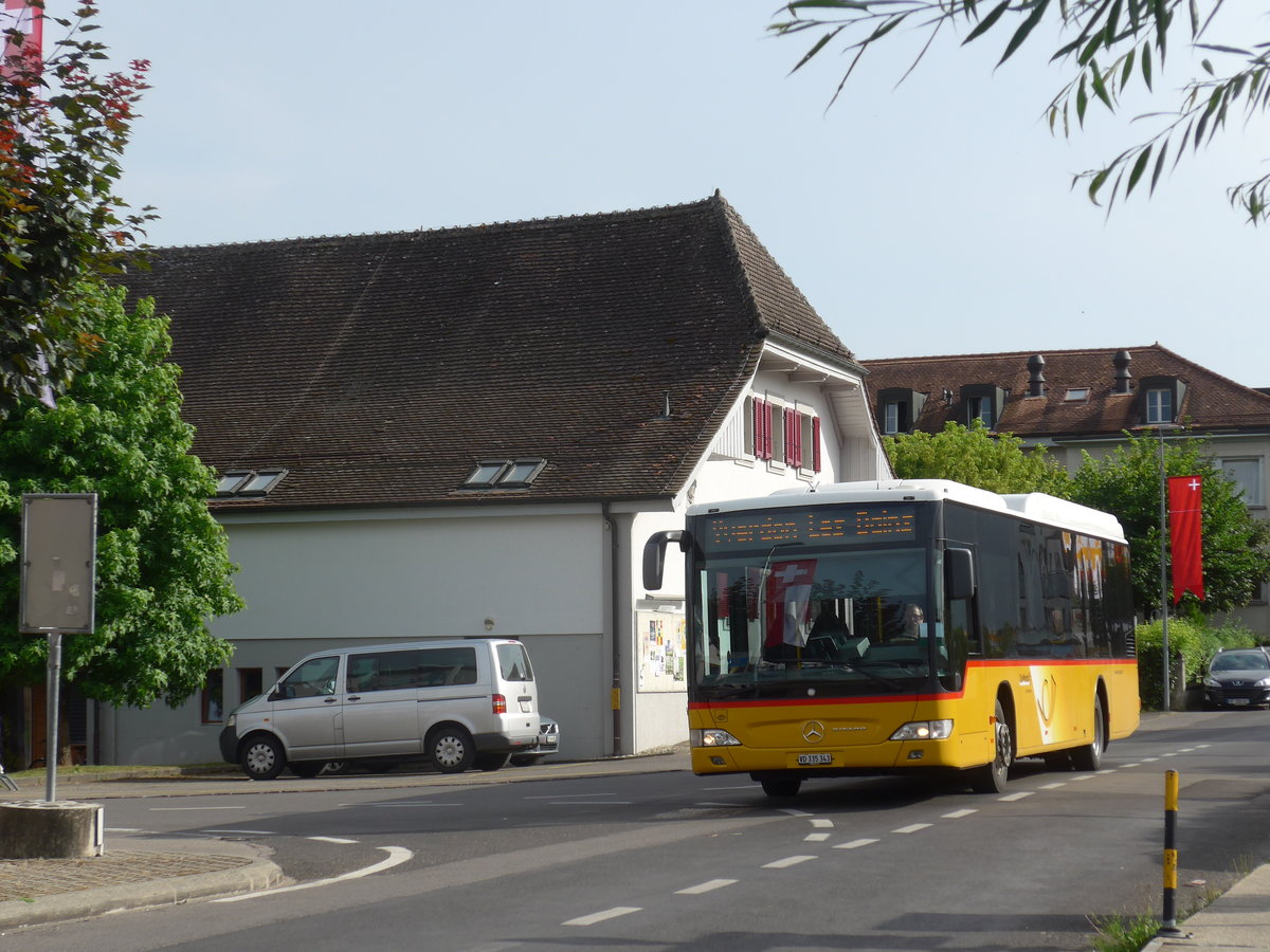 (173'239) - CarPostal Ouest - VD 335'343 - Mercedes am 21. Juli 2016 beim Bahnhof Yvonand