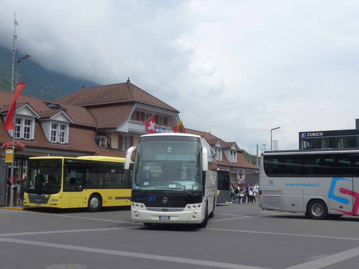(173'286) - Aus Italien: Autoservizi 99, Castrocielo - FB-969 TP - Mercedes/Beulas am 23. Juli 2016 beim Bahnhof Interlaken Ost