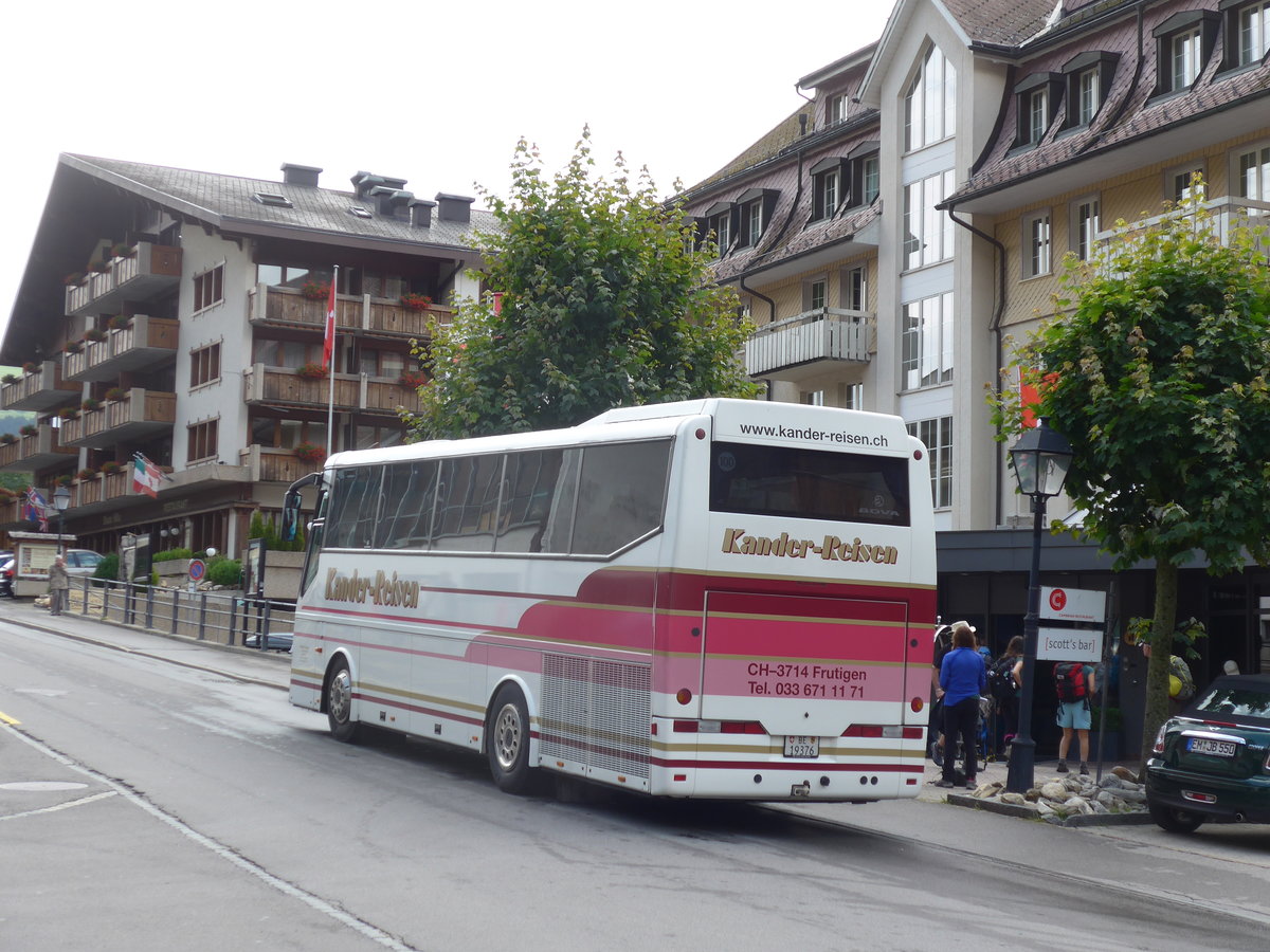 (173'402) - Kander-Reisen, Frutigen - Nr. 4/BE 19'376 - Bova am 31. Juli 2016 beim Autobahnhof Adelboden
