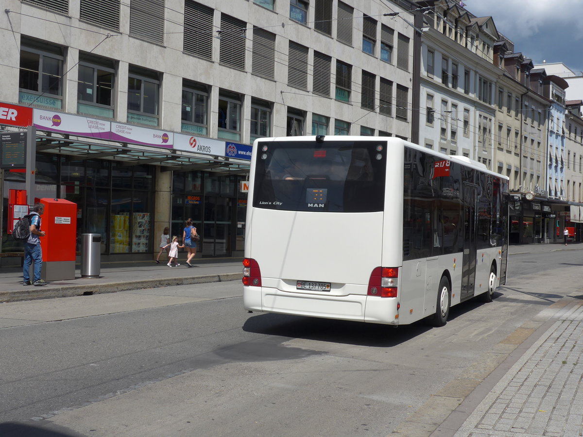 (173'583) - Funi-Car, Biel - Nr. 5/BE 137'705 - MAN/Caetano am 1. August 2016 in Biel, Guisanplatz