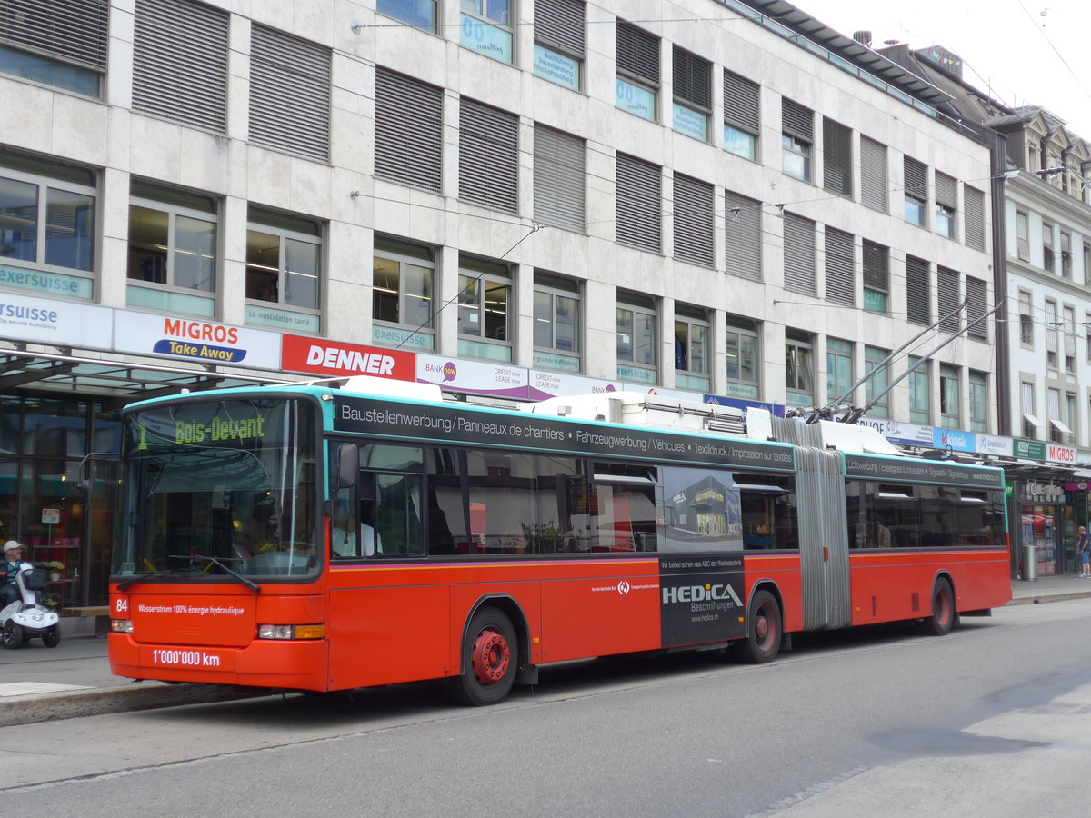 (173'610) - VB Biel - Nr. 84 - NAW/Hess Gelenktrolleybus am 1. August 2016 in Biel, Guisanplatz