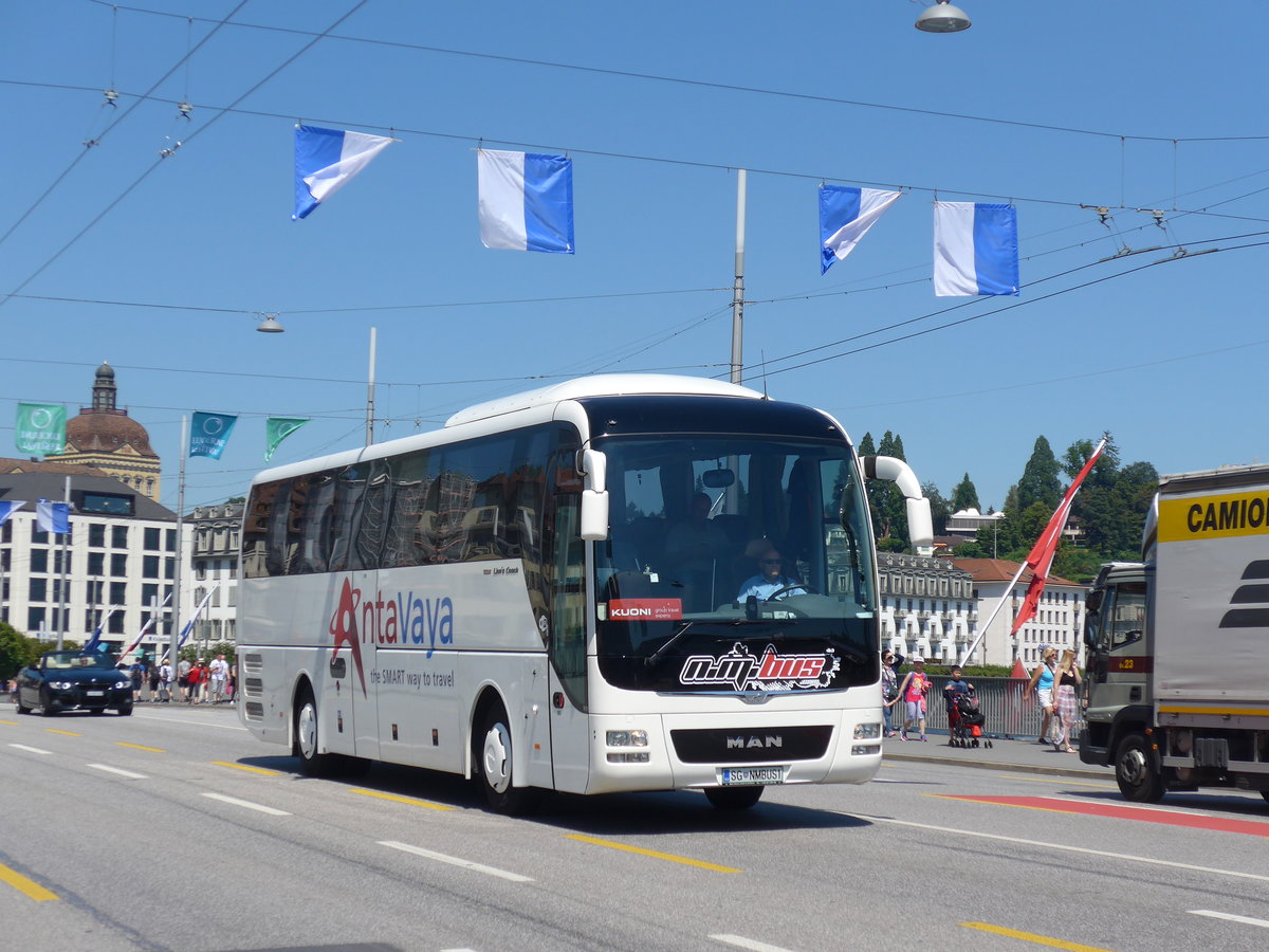 (173'795) - Aus Slowenien: N.M.Bus, Slovenj Gradec - SG NMBUS1 - MAN am 8. August 2016 in Luzern, Bahnhofbrcke