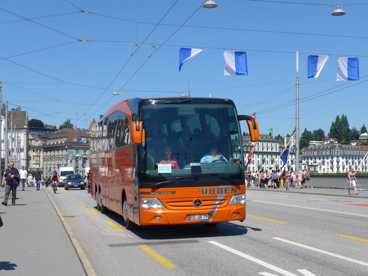 (173'807) - Aus Deutschland: Ubben, Hohenwestedt - RD-UR 79 - Mercedes am 8. August 2016 in Luzern, Bahnhofbrcke