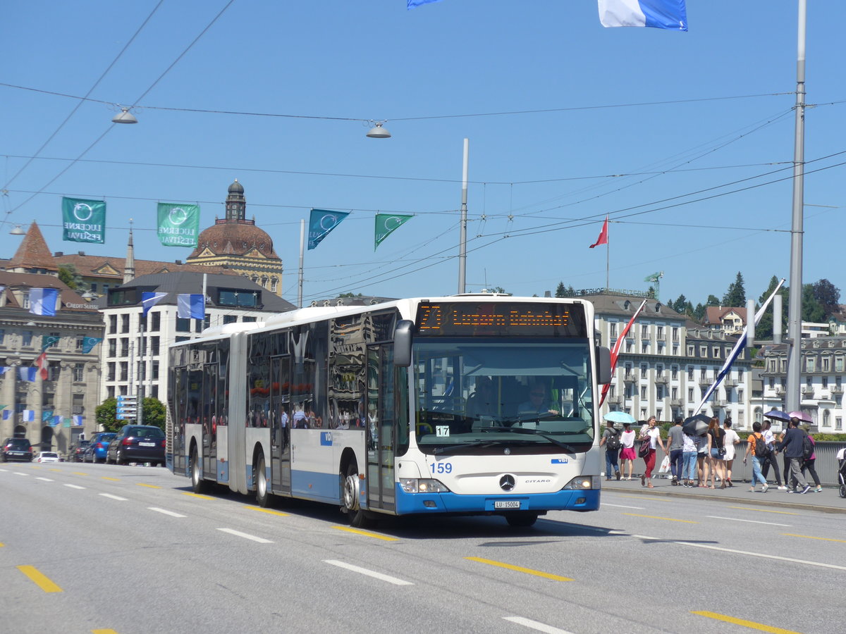 (173'828) - VBL Luzern - Nr. 159/LU 15'004 - Mercedes am 8. August 2016 in Luzern, Bahnhofbrcke