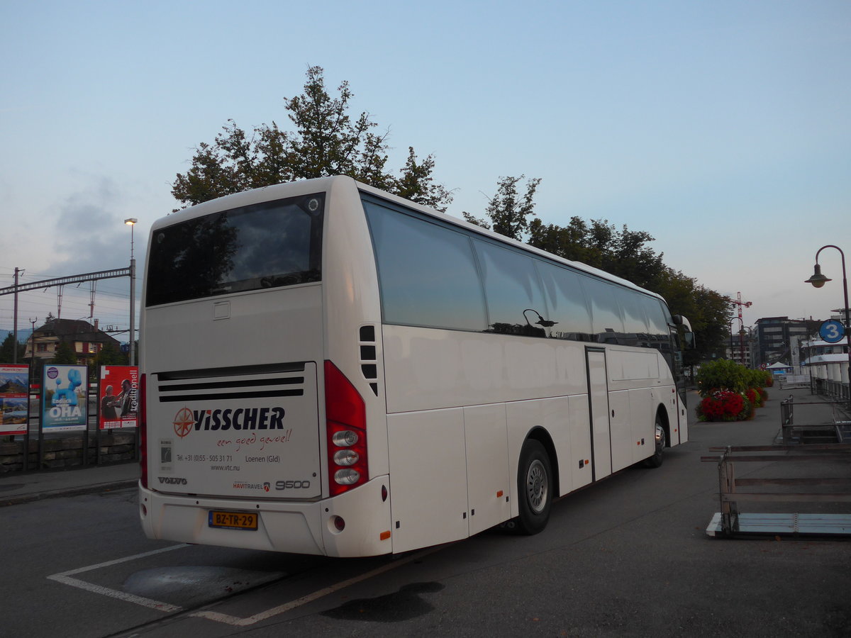 (174'427) - Aus Holland: Visscher, Loenen - Nr. 62/BZ-TR-29 - Volvo am 1. September 2016 bei der Schifflndte Thun