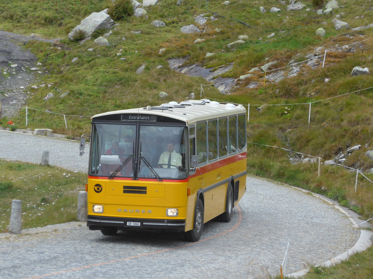 (174'994) - Mark, Andeer - GR 1866 - Saurer/R&J (ex PostAuto Graubnden; ex P 24'350) am 18. September 2016 am Gotthard, Alte Tremolastrasse