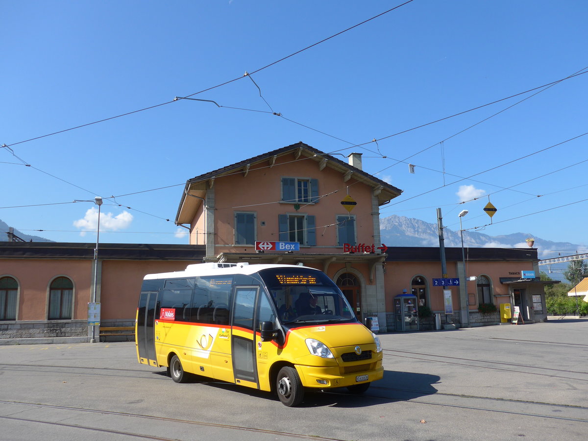 (175'112) - TPC Aigle - VS 416'636 - Irisbus/Rosero am 24. September 2016 beim Bahnhof Bex