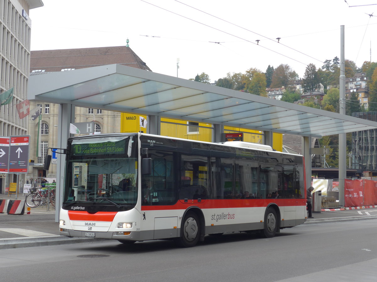 (175'653) - St. Gallerbus, St. Gallen - Nr. 263/SG 198'263 - MAN am 15. Oktober 2016 beim Bahnhof St. Gallen