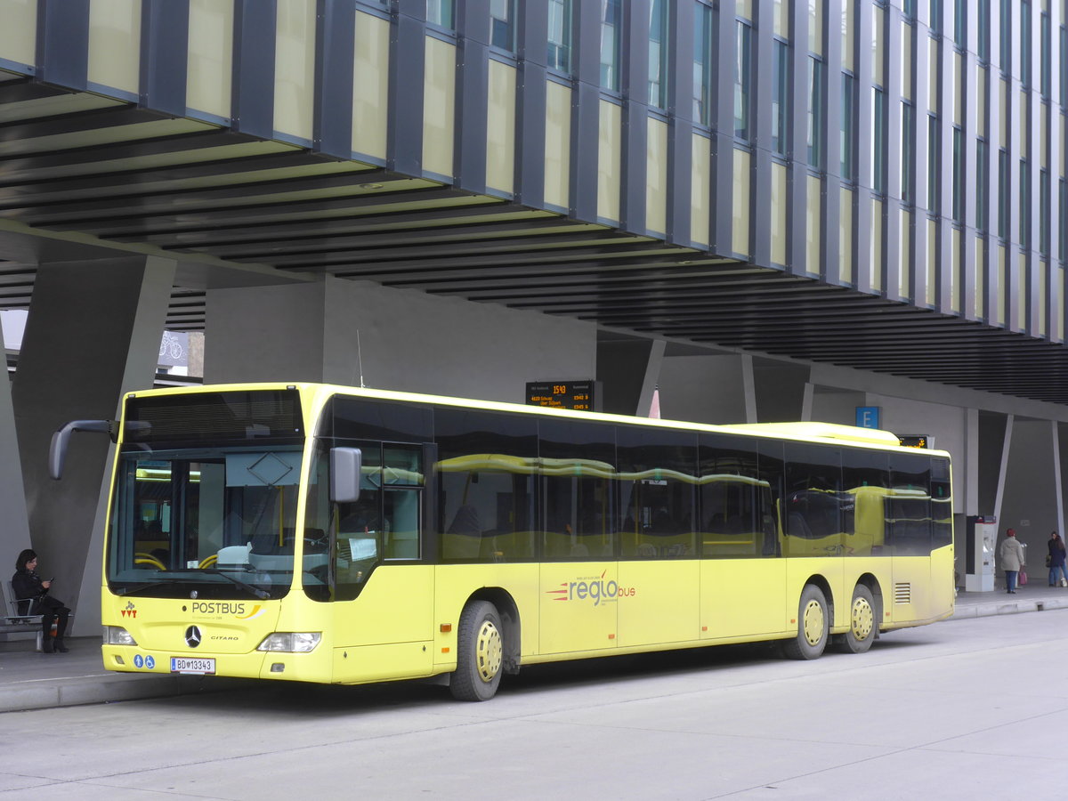 (175'871) - PostBus - BD 13'343 - Mercedes am 18. Oktober 2016 beim Bahnhof Innsbruck