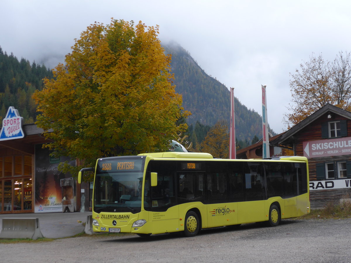 (175'896) - ZVB Jenbach - SZ 122 ZP - Mercedes am 19. Oktober 2016 in Pertisau, Karwendellift