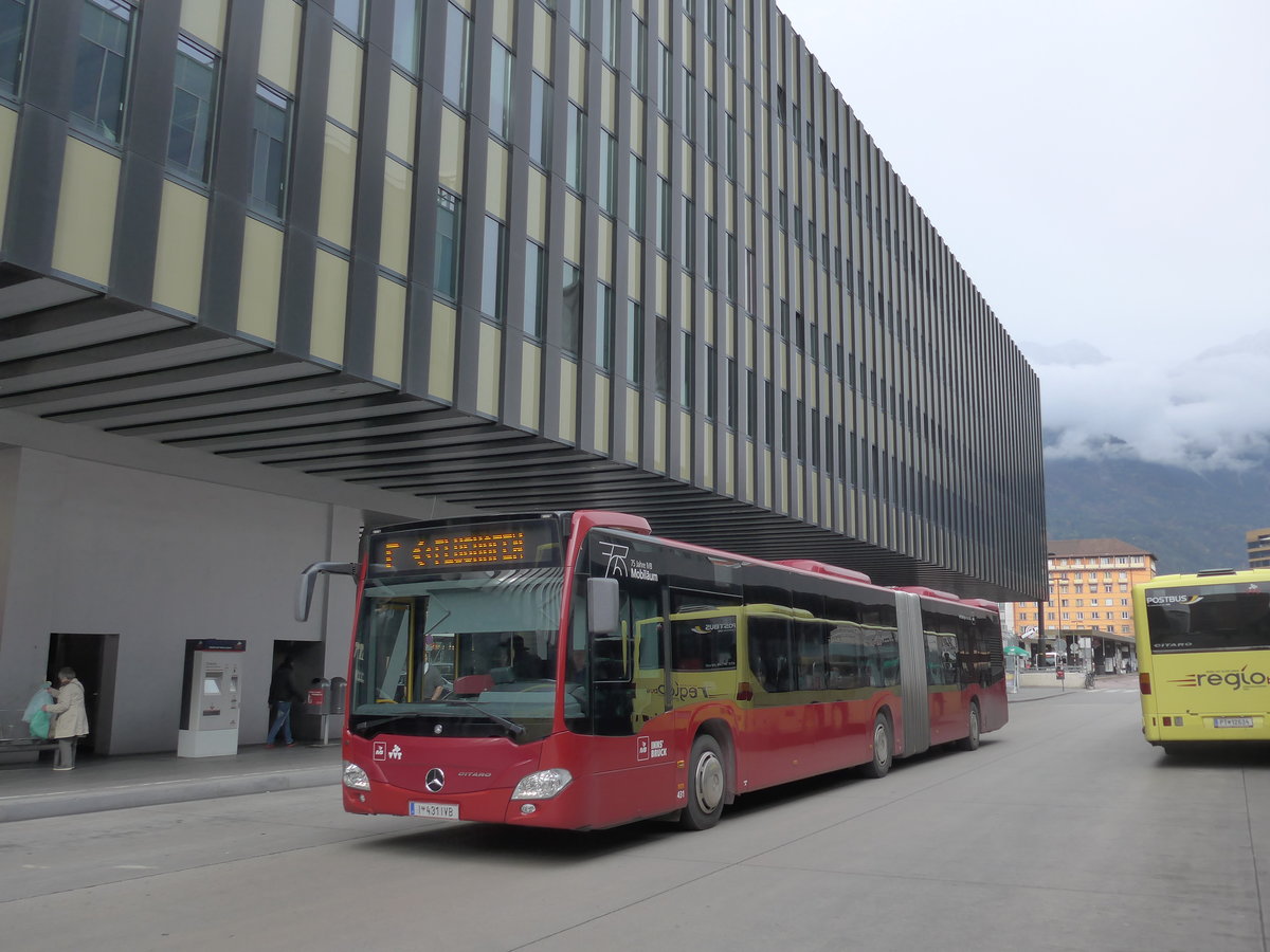 (176'178) - IVB Innsbruck - Nr. 431/I 431 IVB - Mercedes am 21. Oktober 2016 beim Bahnhof Innsbruck