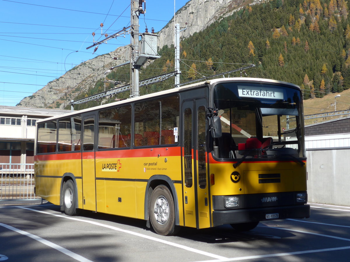 (176'406) - Oser, Brchen - VS 93'575 - NAW/Lauber (ex Epiney, Ayer) am 30. Oktober 2016 beim Bahnhof Andermatt
