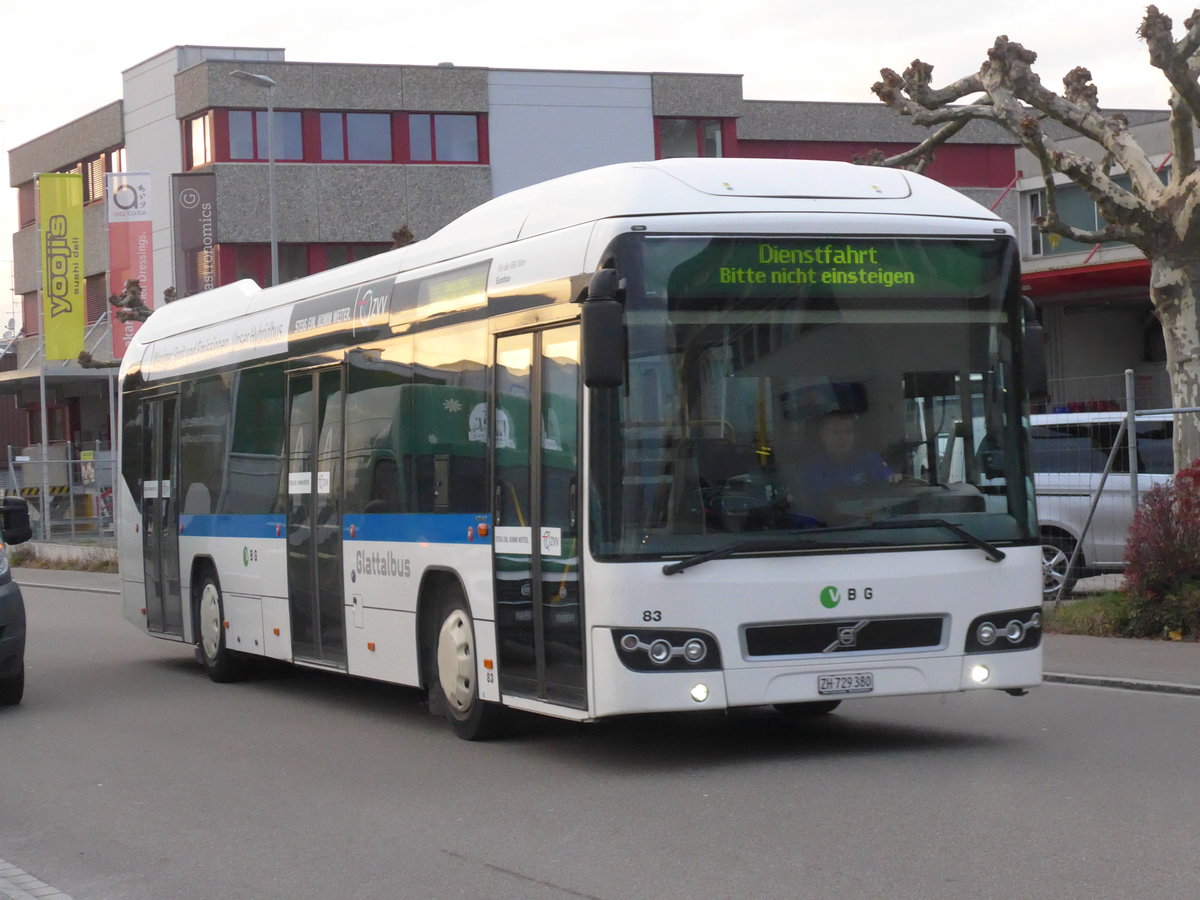 (176'576) - Welti-Furrer, Bassersdorf - Nr. 83/ZH 729'380 - Volvo am 4. November 2016 in Kloten, EvoBus