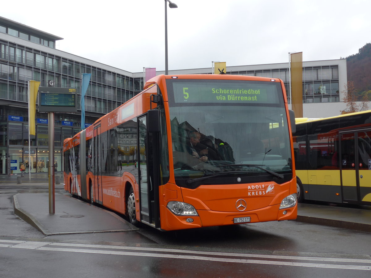 (176'580) - STI Thun - Nr. 171/BE 752'171 - Mercedes am 6. November 2016 beim Bahnhof Thun